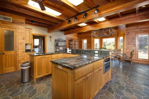 $2,850,000 | 21401 Hope Road, Canyon, TX 79015
