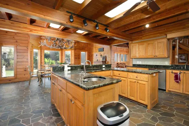 $2,850,000 | 21401 Hope Road, Canyon, TX 79015