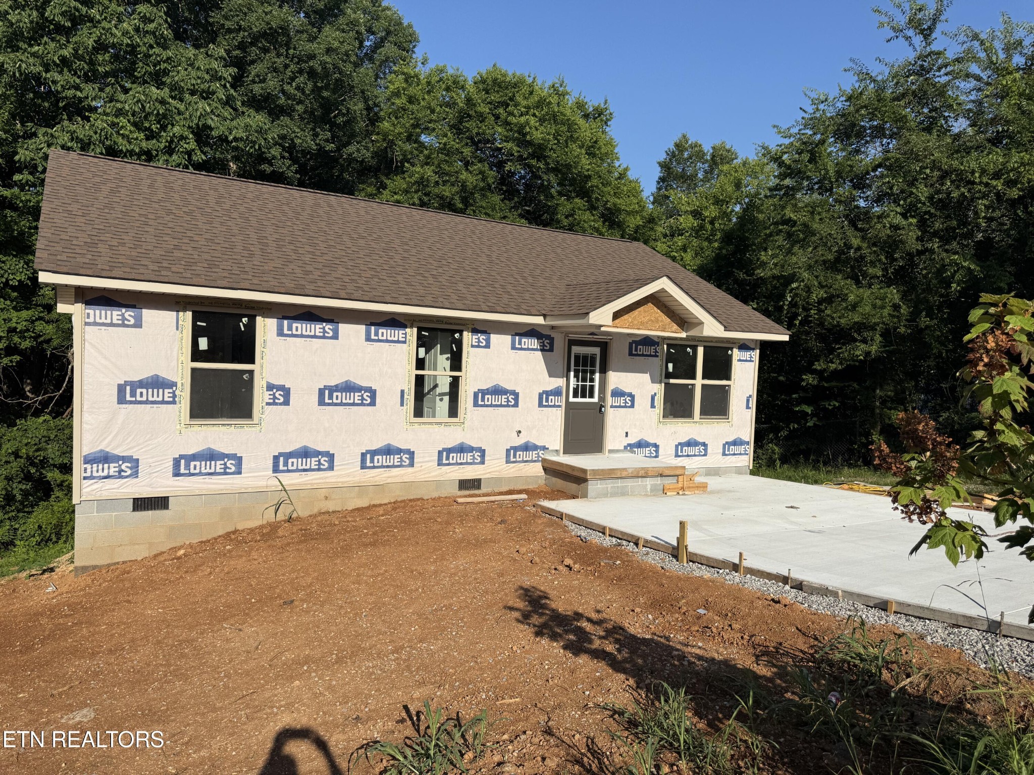 309 Foley Hill Road Clinton, TN 37716 - Photo 2 of 8