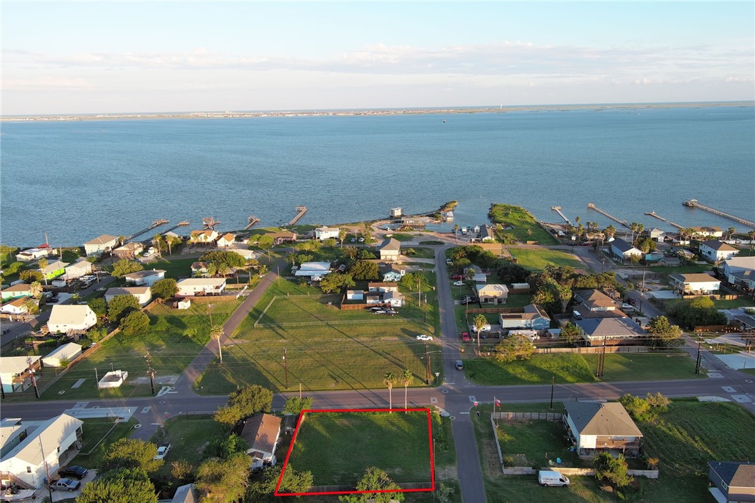 3626 Laguna Shores Road Corpus Christi, TX 78418 - Photo 9 of 12