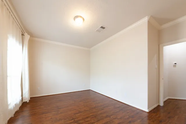 $2,900 | 3206 Holly Thicket Drive, Houston, TX 77042