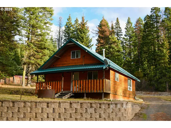 $345,000 | 61515 Highway 204, Weston, OR 97886