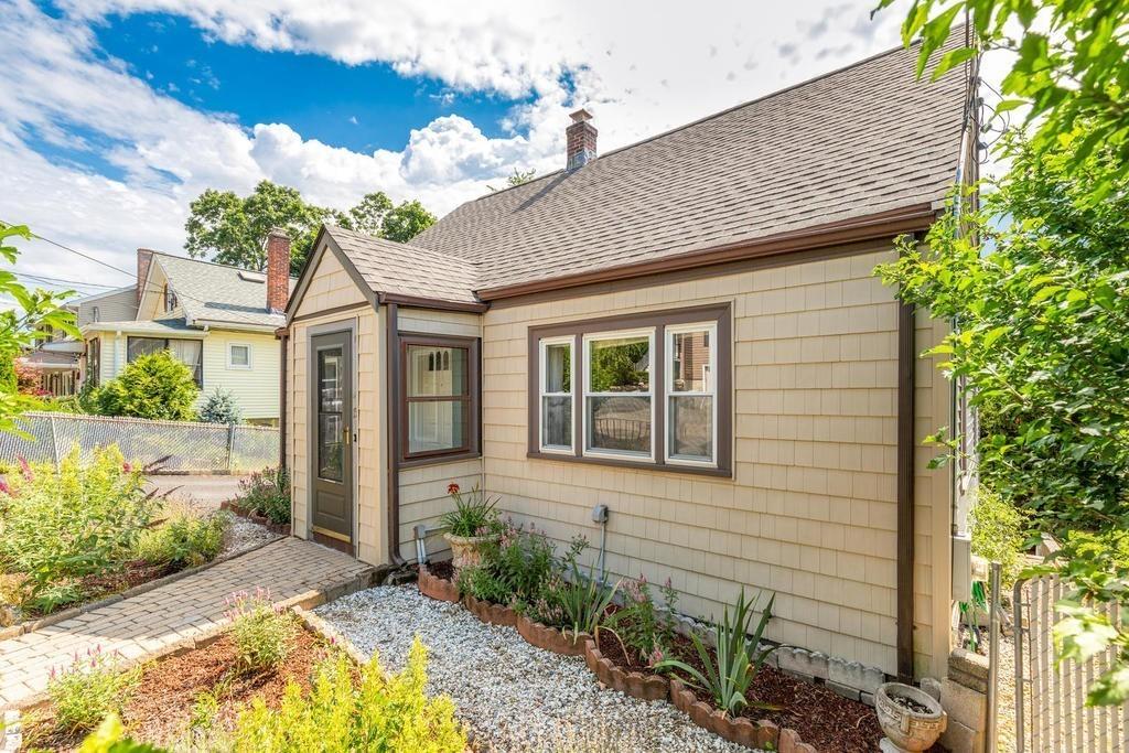 15 Carleton Road Waltham, MA 02451 - Photo 26 of 29 Gallery Image 26