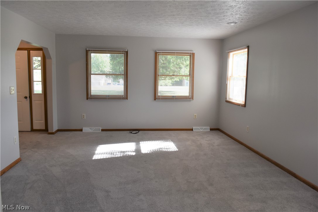 37610 Butternut Ridge Road North Ridgeville, OH 44039 - Photo 9 of 24 Gallery Image 9