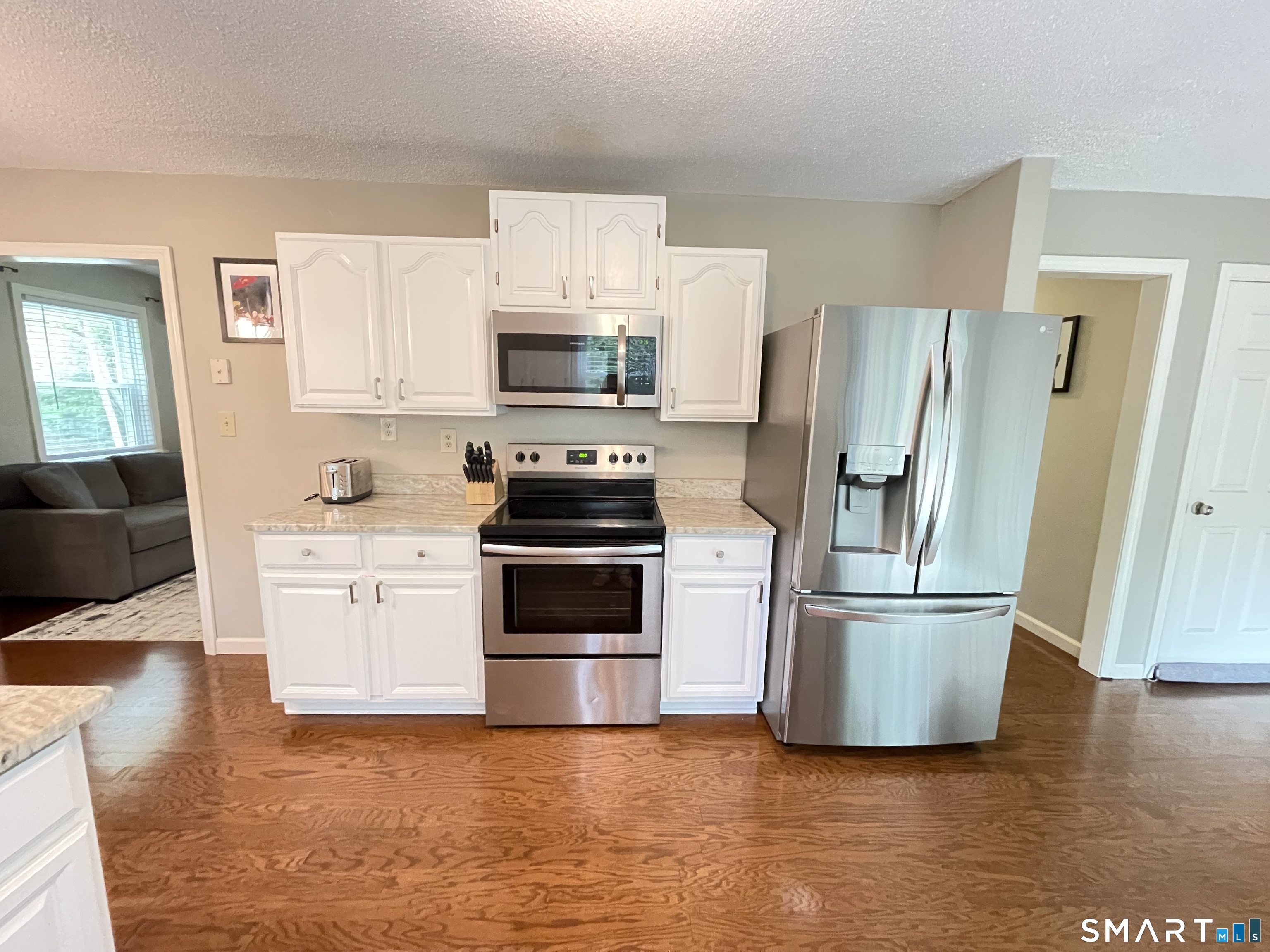 129 Sullivan Road Salem, CT 06420 - Photo 10 of 30 Kitchen