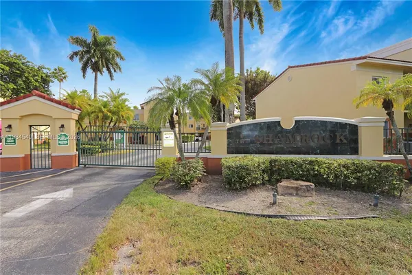 $2,350 | 12645 Southwest 91st Street, Unit 206, Miami, FL 33186