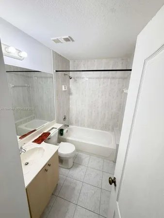 $2,350 | 12645 Southwest 91st Street, Unit 206, Miami, FL 33186