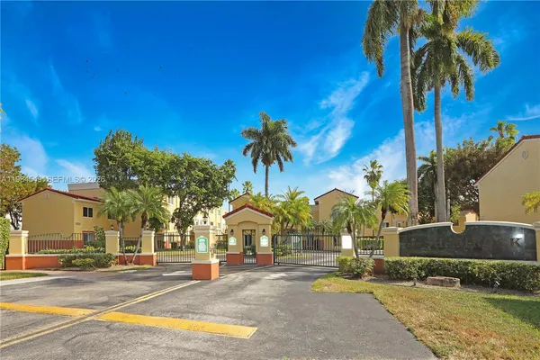 $2,350 | 12645 Southwest 91st Street, Unit 206, Miami, FL 33186