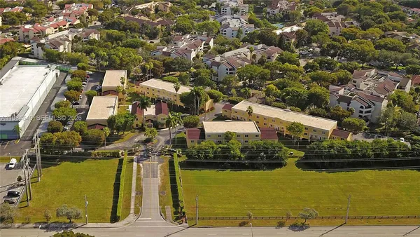 $2,350 | 12645 Southwest 91st Street, Unit 206, Miami, FL 33186