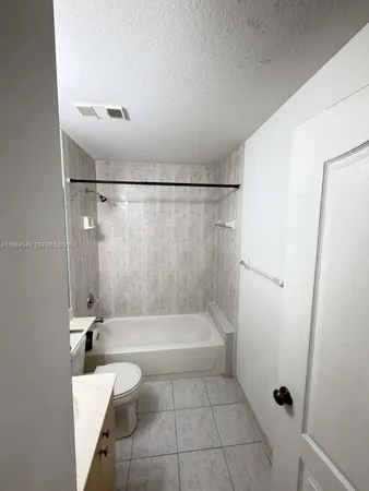 $2,350 | 12645 Southwest 91st Street, Unit 206, Miami, FL 33186