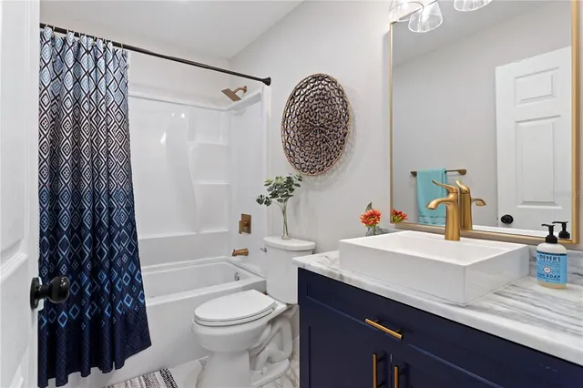 $669,900 | 6660 17th Street North, St. Petersburg, FL 33702