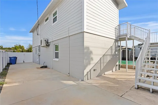 $669,900 | 6660 17th Street North, St. Petersburg, FL 33702