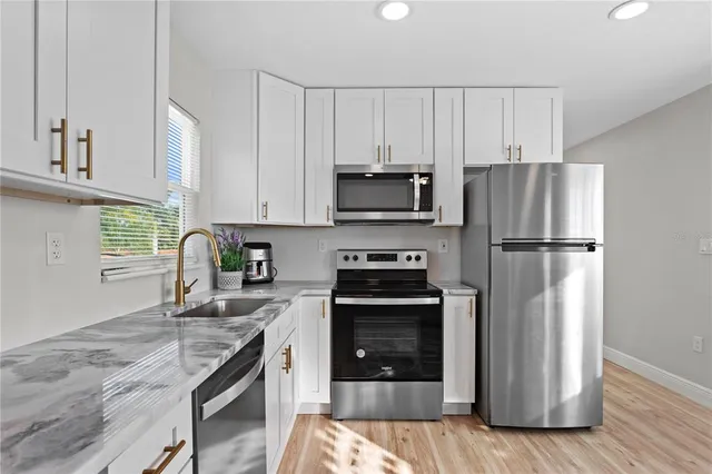 $669,900 | 6660 17th Street North, St. Petersburg, FL 33702