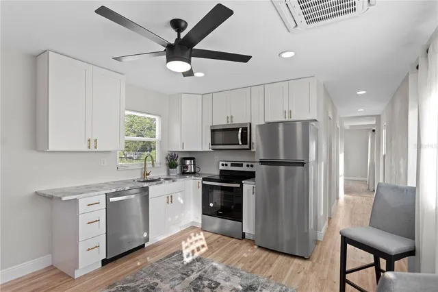 $669,900 | 6660 17th Street North, St. Petersburg, FL 33702