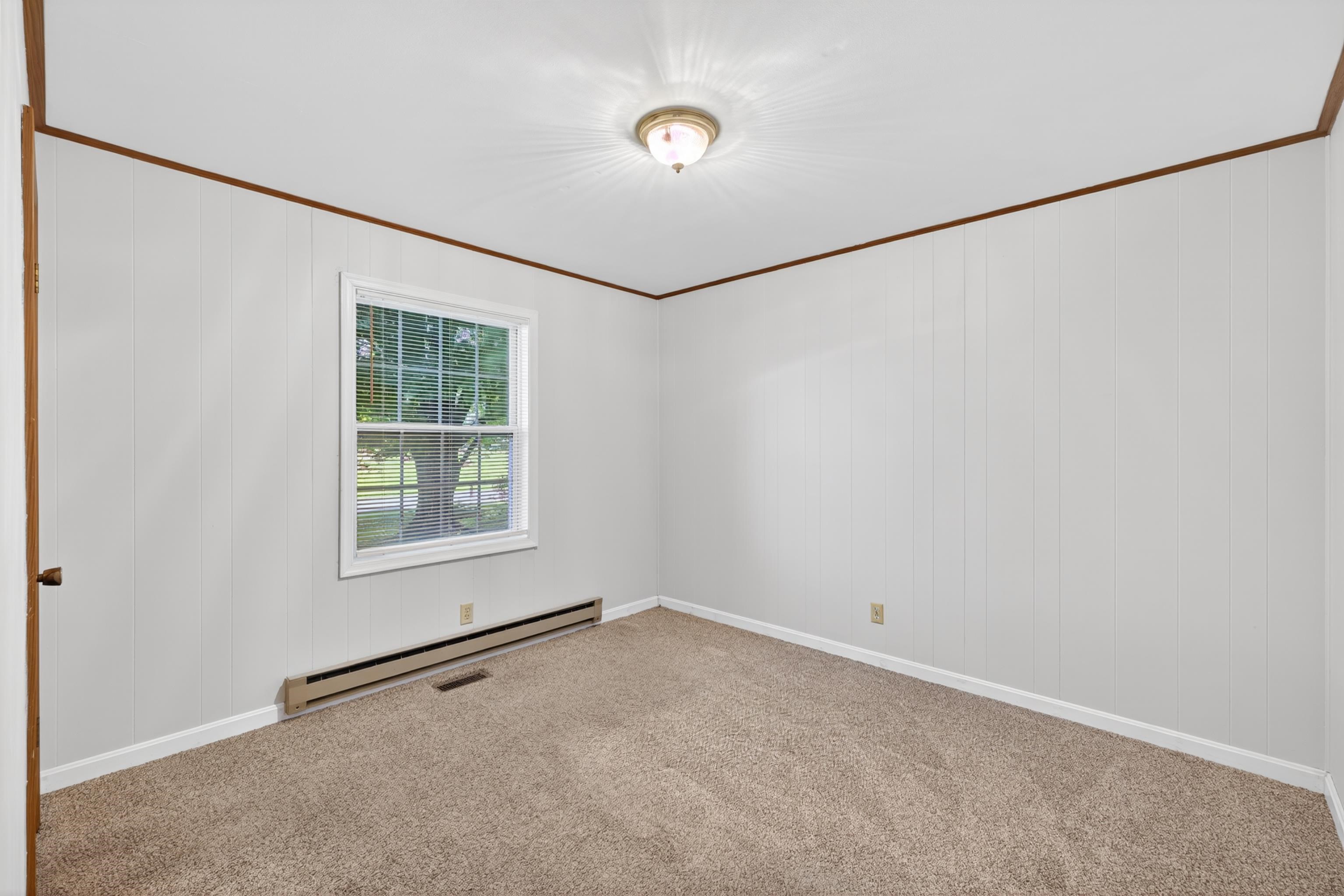 409 13th Street Grottoes, VA 24441 - Photo 25 of 61