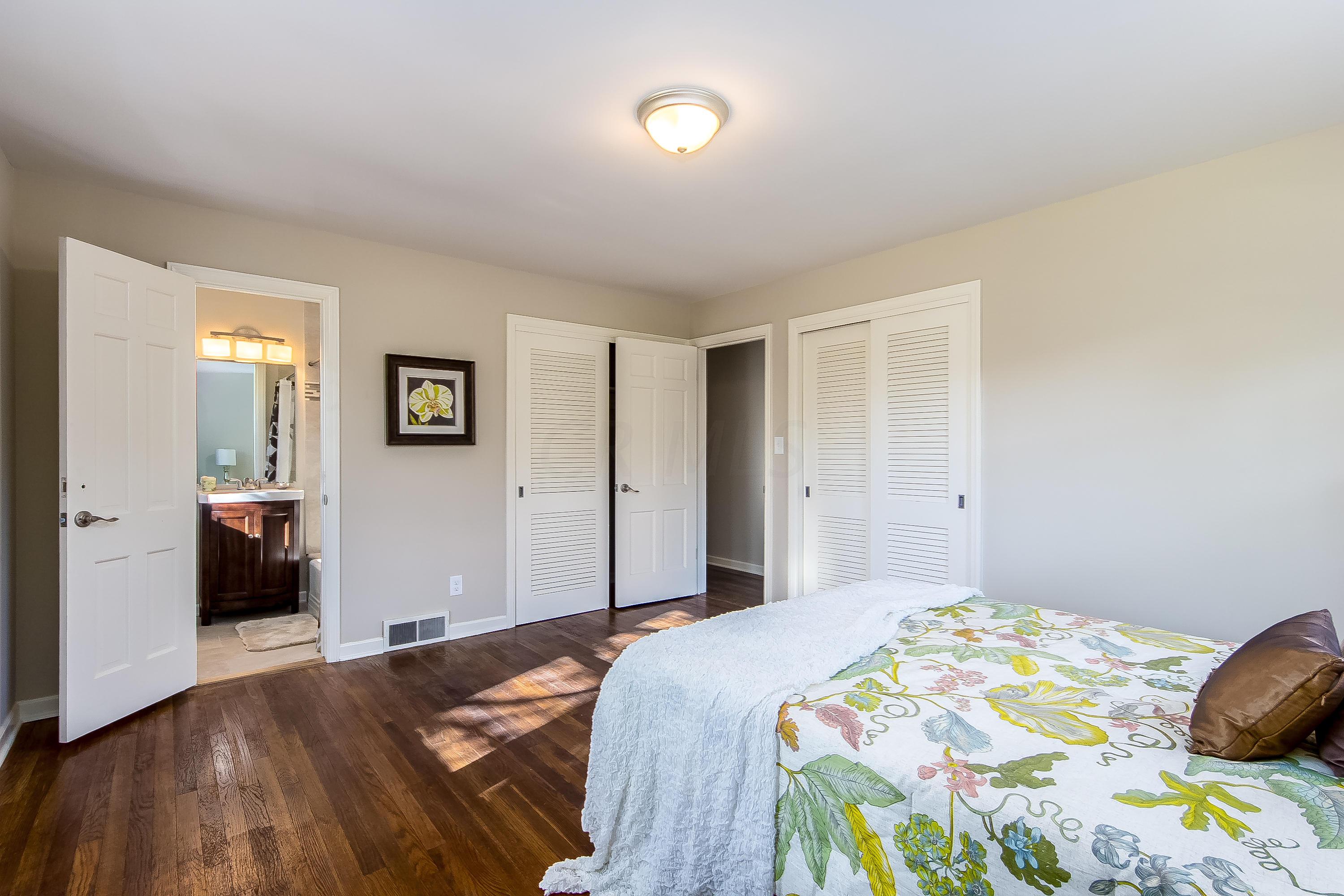 2279 Lytham Road Columbus, OH 43220 - Photo 16 of 27