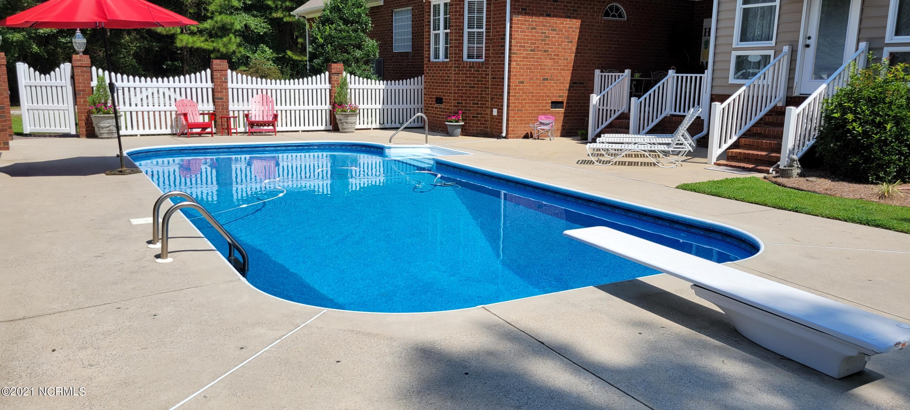 2175 Robersonville Road Washington, NC 27889 - Photo 26 of 111 pool