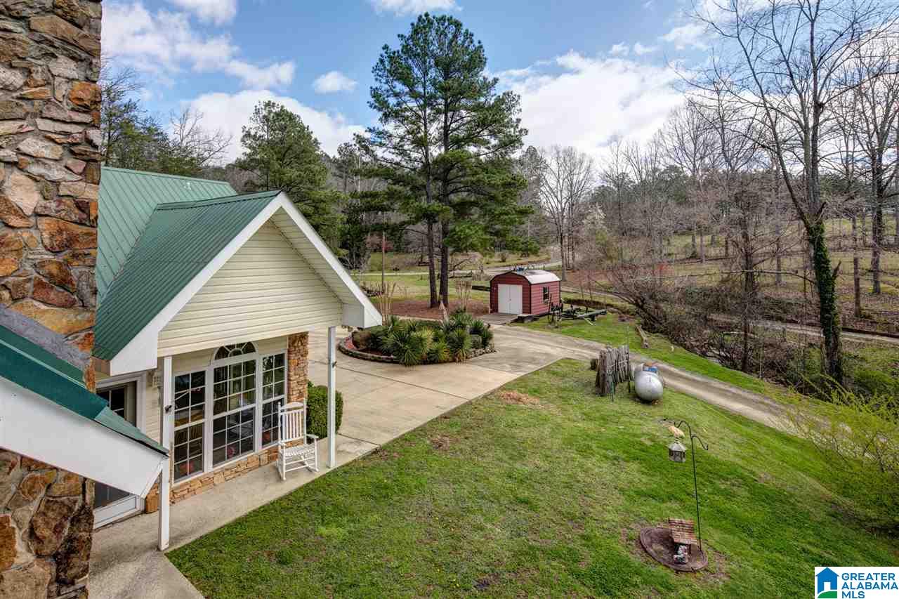 401 Lakeshore Loop Oneonta, AL 35121 - Photo 32 of 46