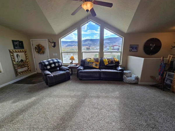 $569,900 | 27 Winds Vw Drive, Rock Springs, WY 82901