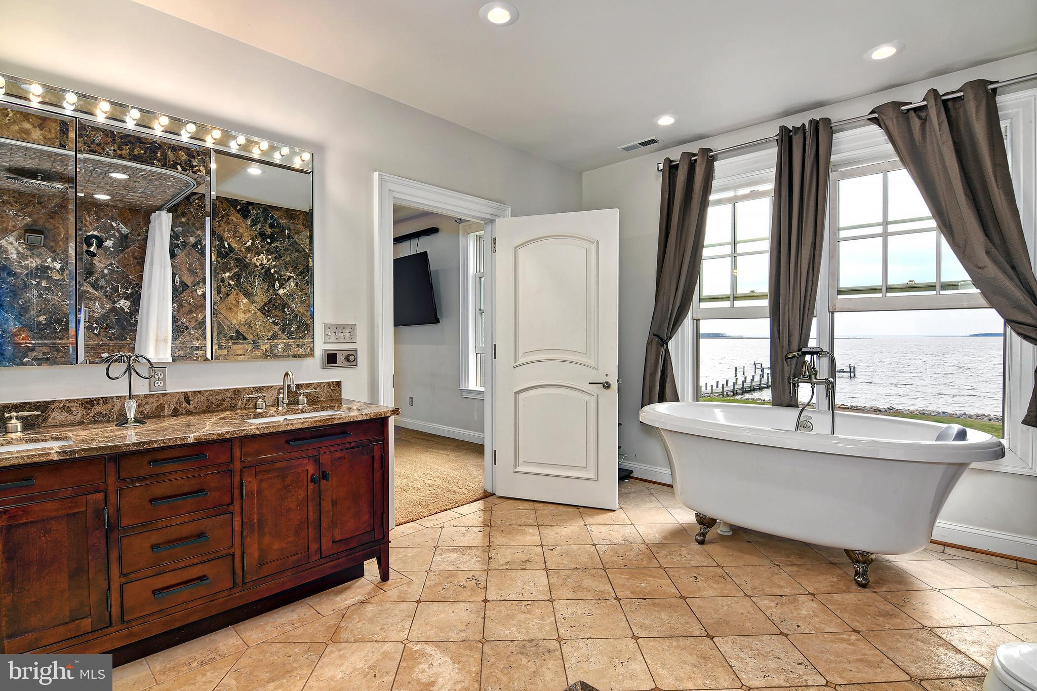 5040 Brooks Road Woolford, MD 21677 - Photo 44 of 76 Waterfront primary bath with tub with jets