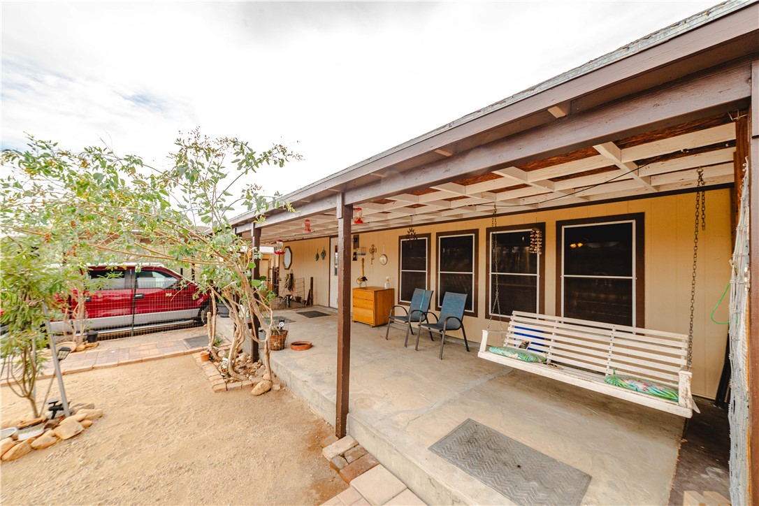 18488 Golf Course Avenue Wikieup, AZ 85360 - Photo 21 of 41 MAIN HOUSE: View of patio