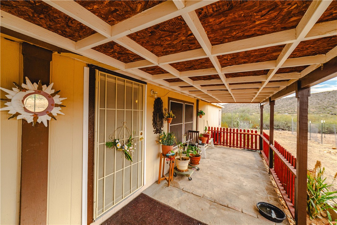 18488 Golf Course Avenue Wikieup, AZ 85360 - Photo 5 of 41 MAIN HOUSE: View of front porch