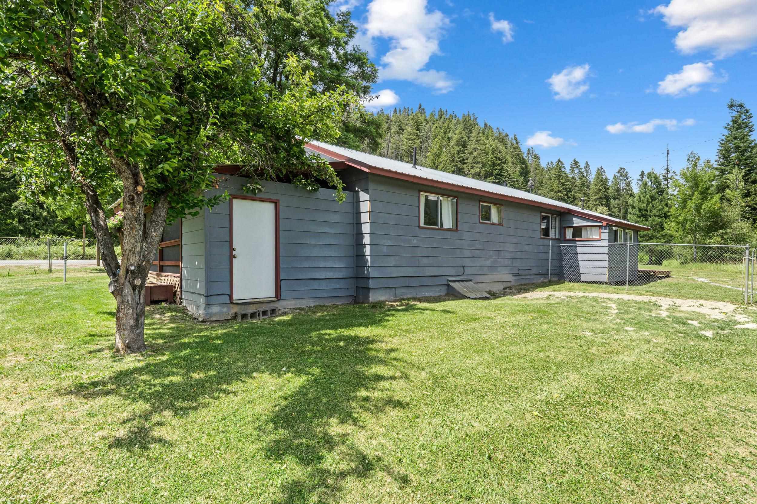 4512 Highway 31 Ione, WA 99139 - Photo 32 of 35