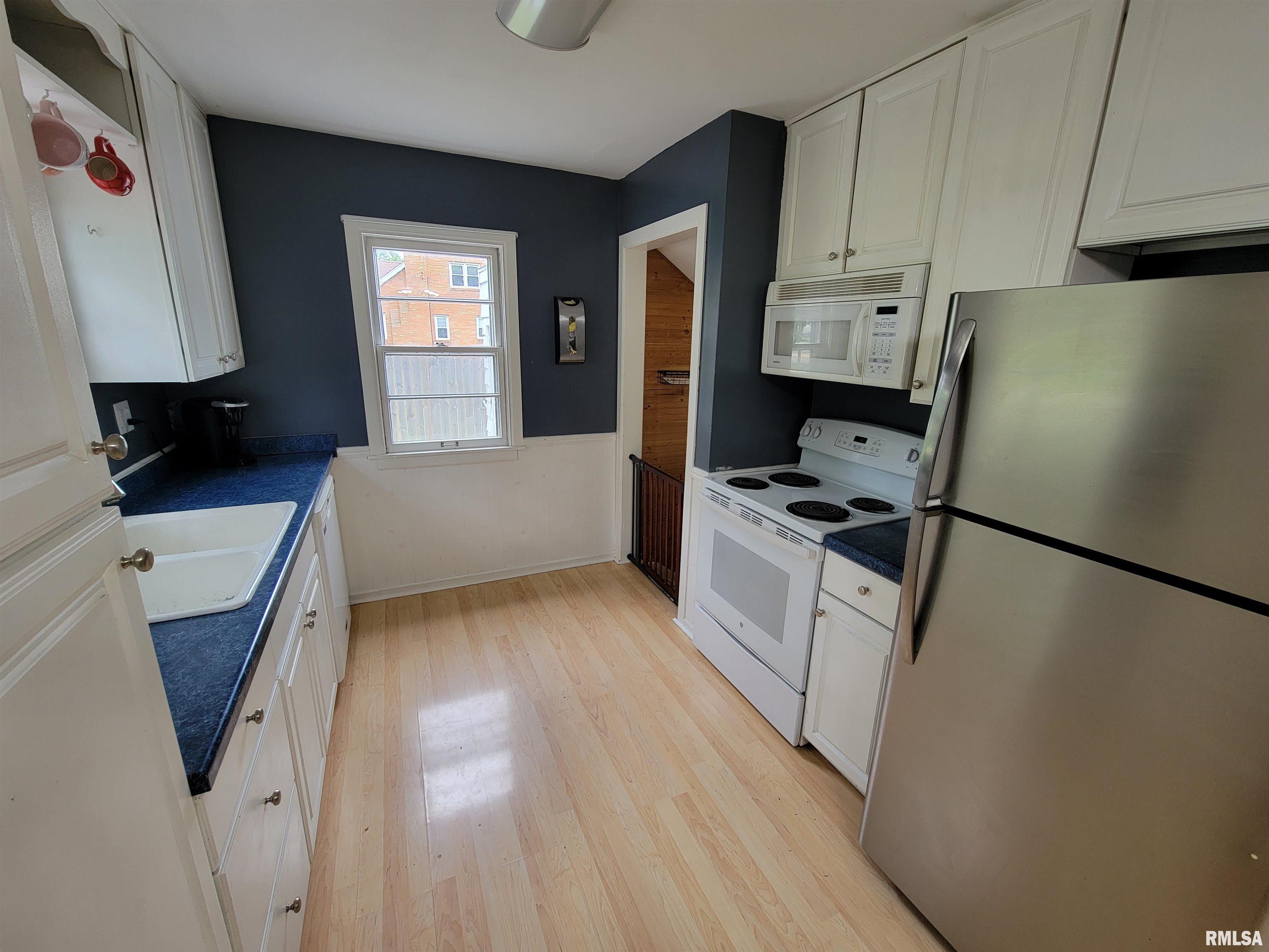 3017 Springfield Road East Peoria, IL 61611 - Photo 14 of 37 Gallery Image 14