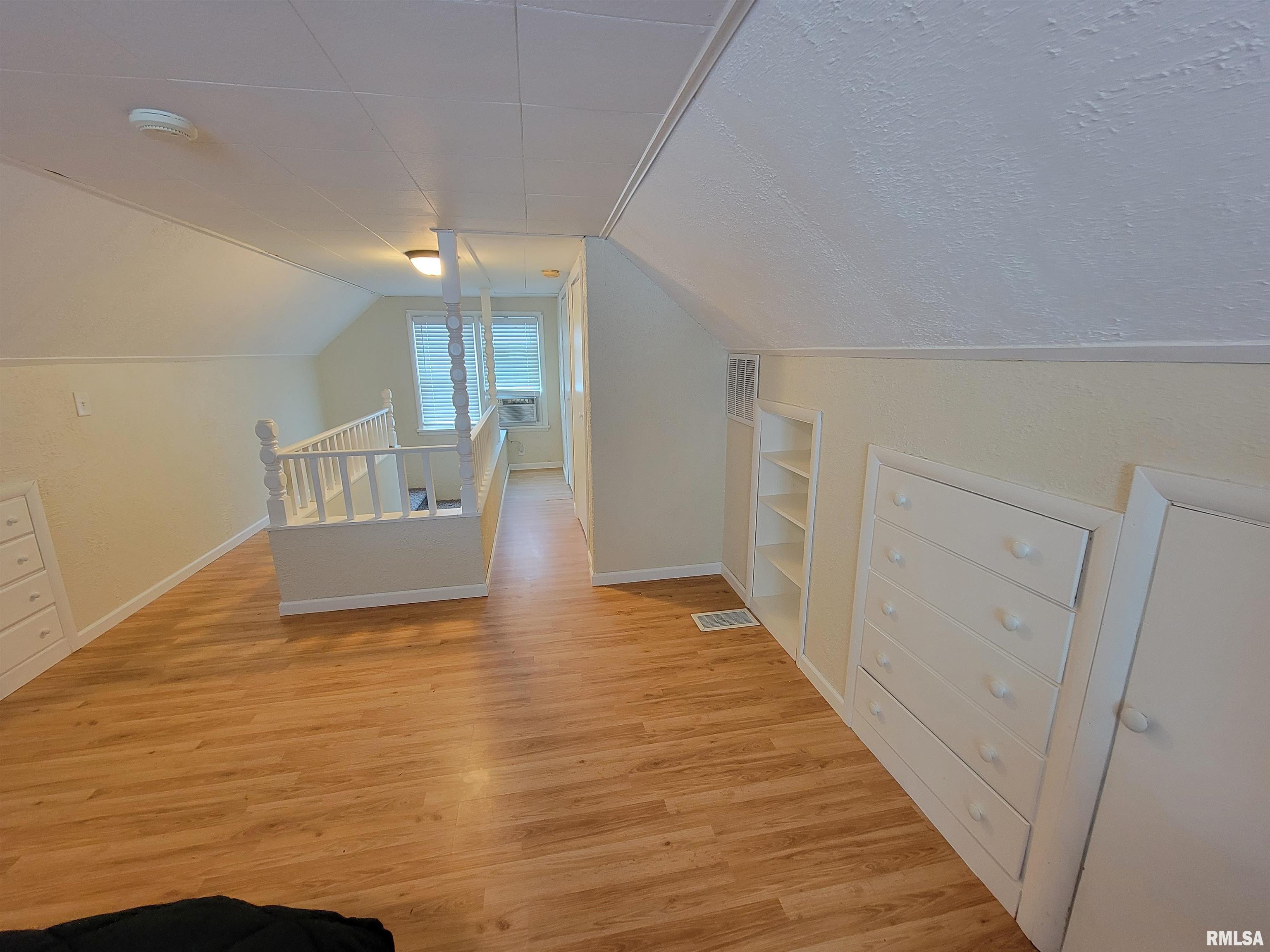 3017 Springfield Road East Peoria, IL 61611 - Photo 26 of 37 Gallery Image 26