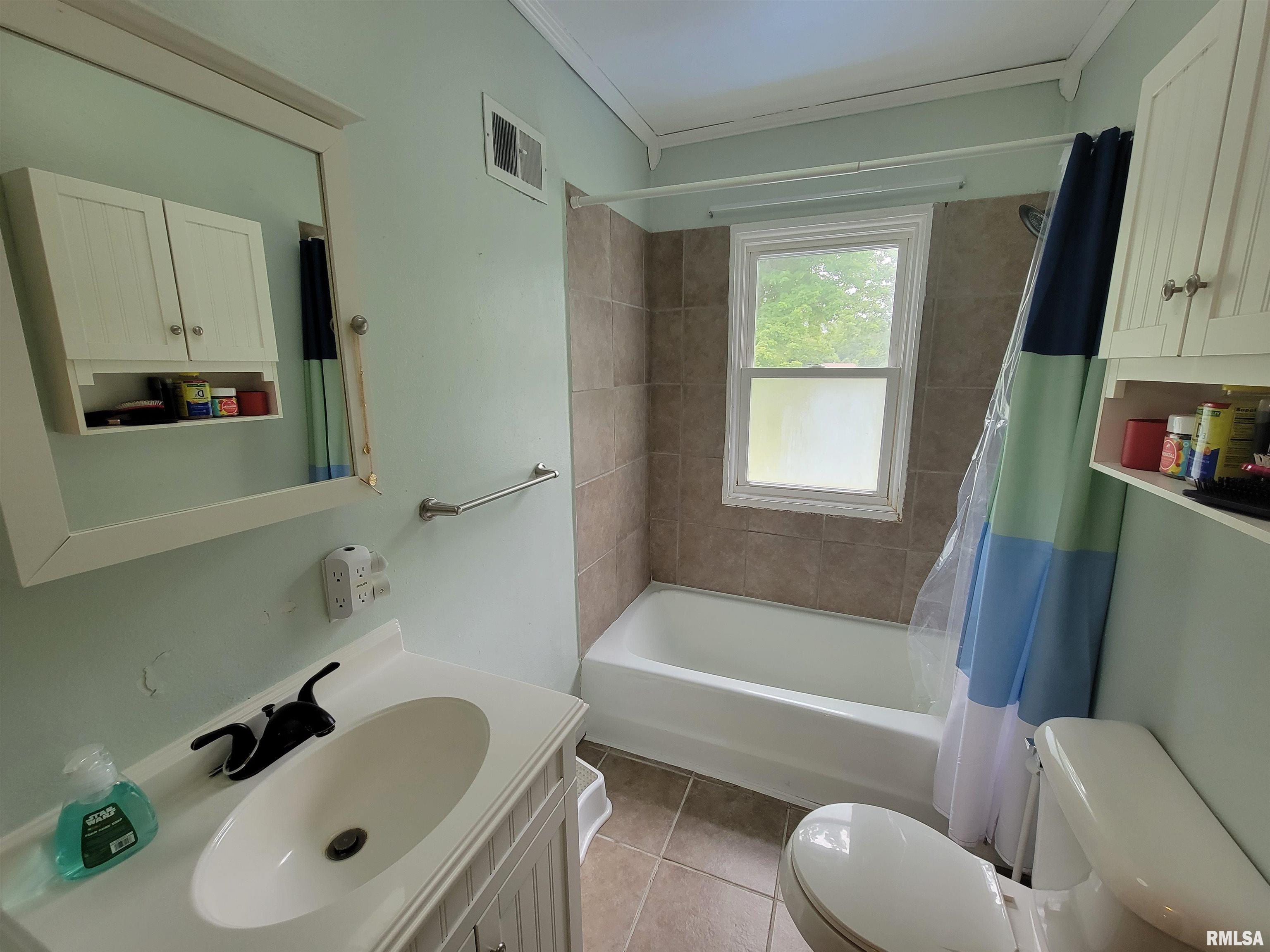 3017 Springfield Road East Peoria, IL 61611 - Photo 33 of 37 Gallery Image 33