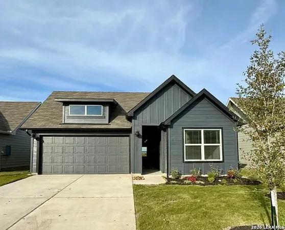 $2,200 | 1721 James Street, New Braunfels, TX 78130