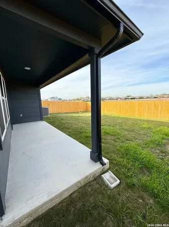 $2,200 | 1721 James Street, New Braunfels, TX 78130