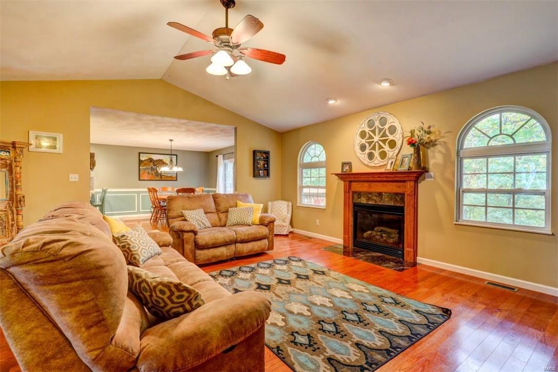 321 West Woodland Ridge Valmeyer, IL 62295 - Photo 12 of 41