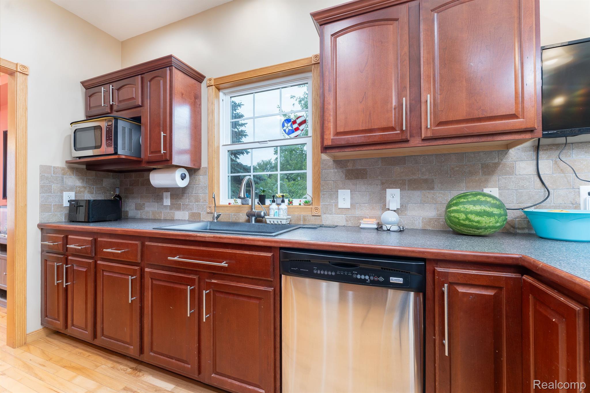 7716 Sharpe Road Fowlerville, MI 48836 - Photo 12 of 42 Gallery Image 12