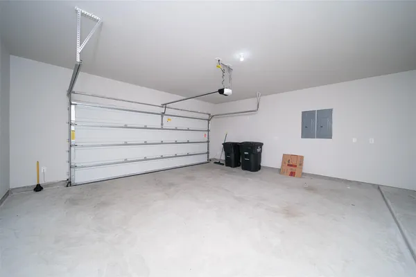 $2,775 | 13927 Manobrook Court, Richmond, TX 77407