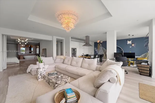 $2,450,000 | 4701 Meridian Avenue, Unit 316, Miami Beach, FL 33140