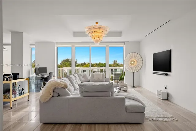 $2,450,000 | 4701 Meridian Avenue, Unit 316, Miami Beach, FL 33140