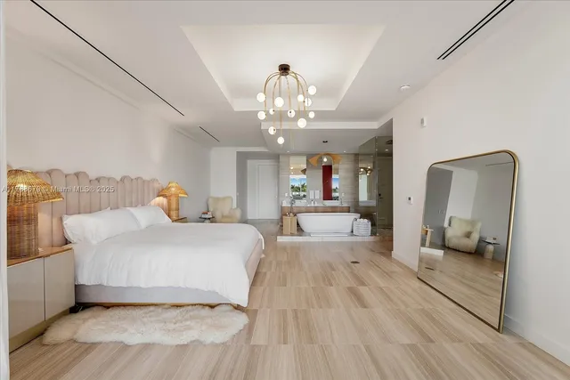 $2,450,000 | 4701 Meridian Avenue, Unit 316, Miami Beach, FL 33140