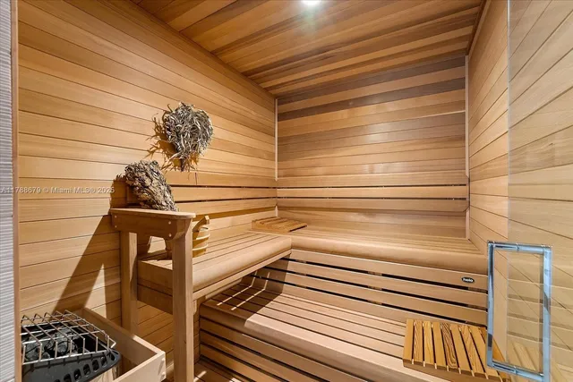 $2,450,000 | 4701 Meridian Avenue, Unit 316, Miami Beach, FL 33140