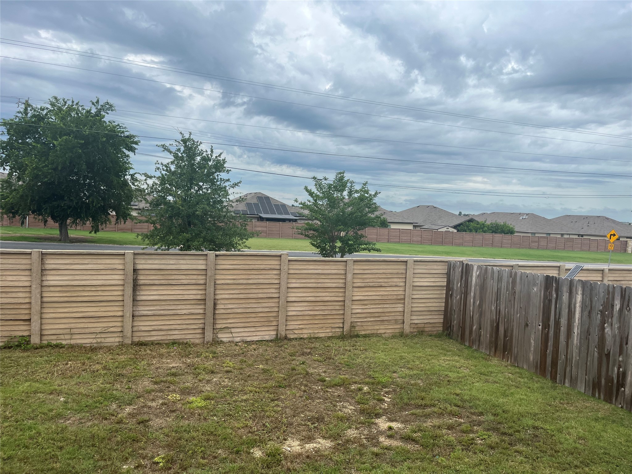 217 Lt. Rusty Jarrell, TX 76537 - Photo 4 of 28 a view of outdoor space and yard