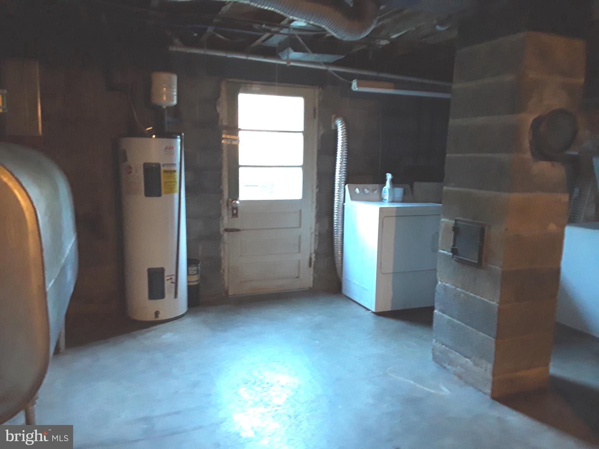 18333 College Road Hagerstown, MD 21740 - Photo 18 of 18 Utilities & Washer/Dryer