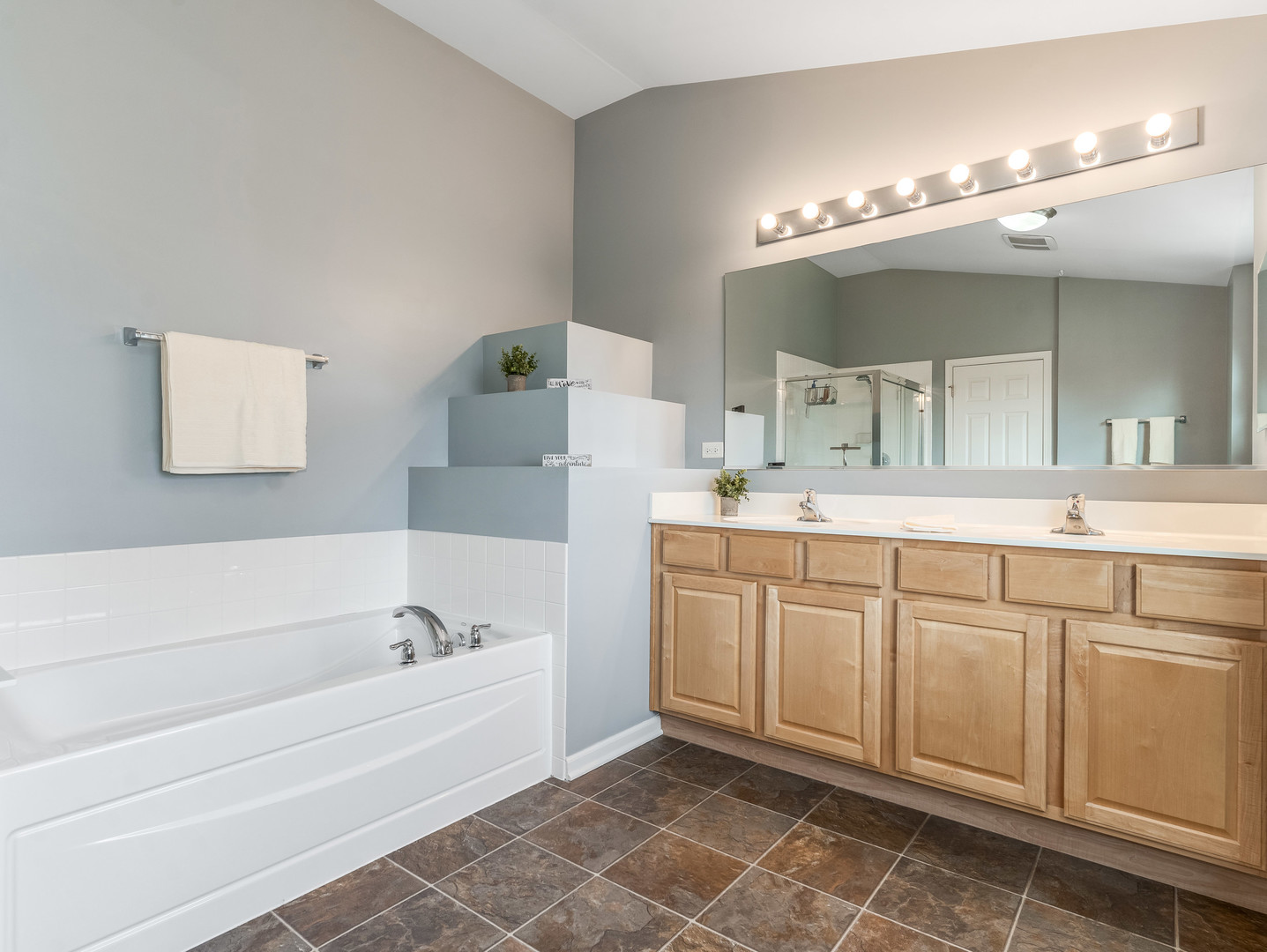 3150 Patterson Road Montgomery, IL 60538 - Photo 26 of 40