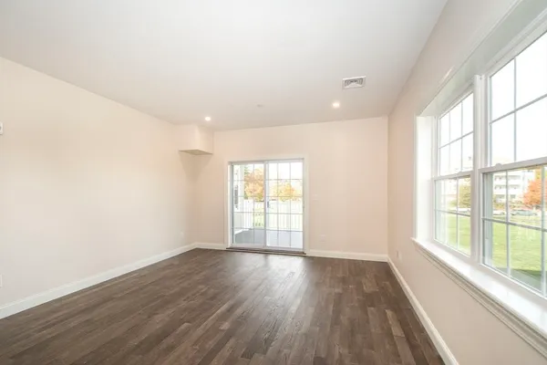 $950,000 | 2 Proprietors Drive, Unit 26, Marshfield, MA 02050