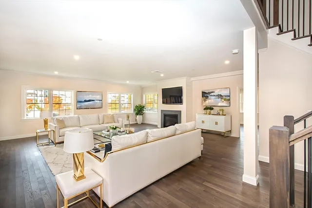 $950,000 | 2 Proprietors Drive, Unit 26, Marshfield, MA 02050