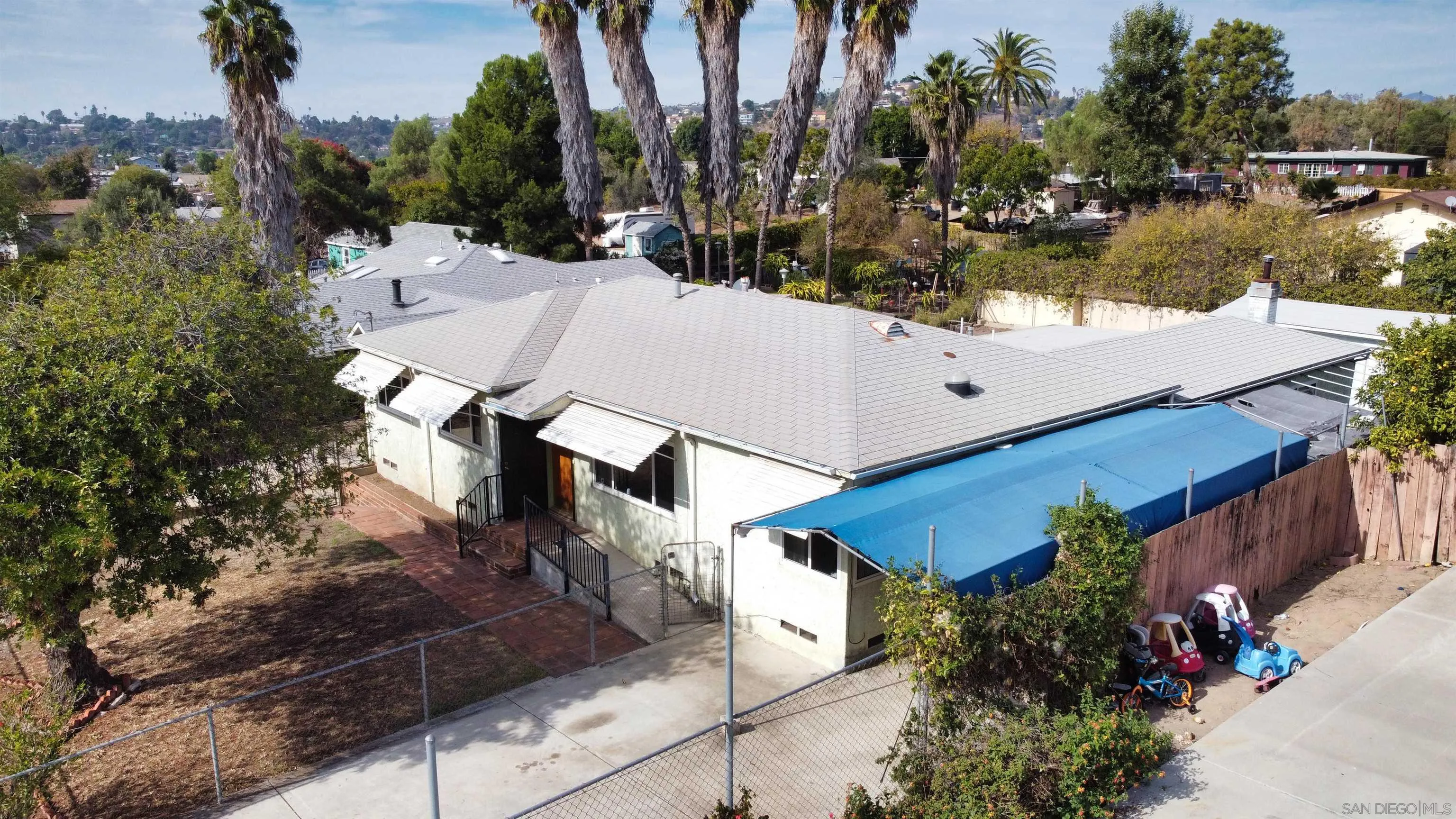 9174 Rosedale Drive Spring Valley, CA 91977 - Photo 3 of 31 Gallery Image 3