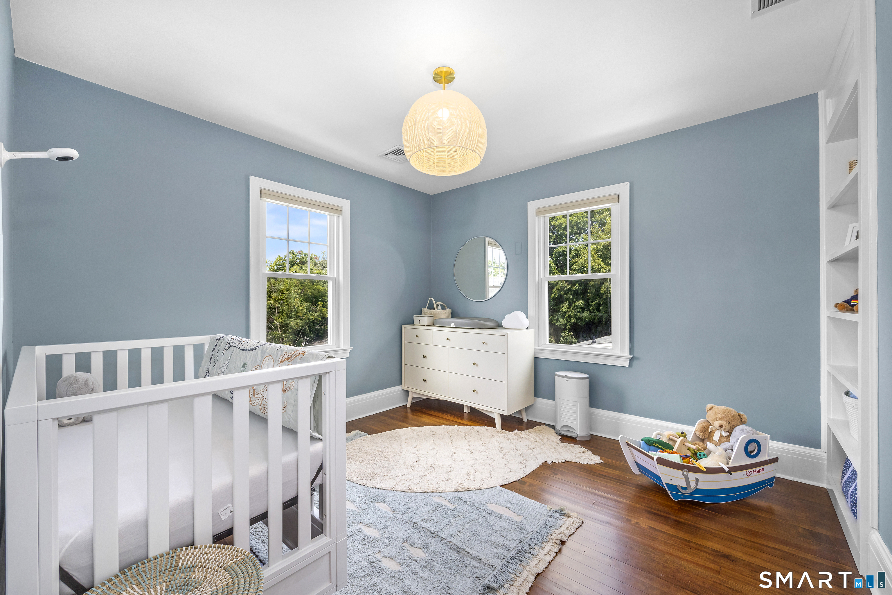 180 Rockland Road Fairfield, CT 06825 - Photo 16 of 36