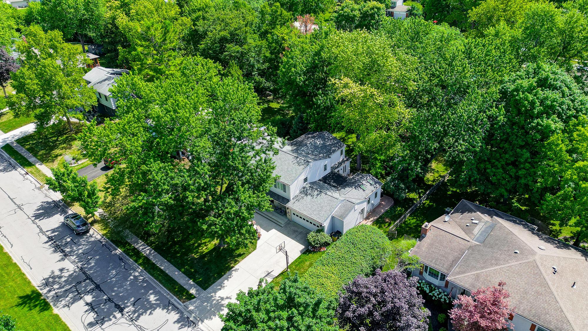4220 Mountview Road Columbus, OH 43220 - Photo 62 of 66 002