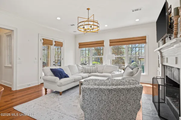 $1,375,000 | 130 Summer Lake Drive, Ridgeland, MS 39157