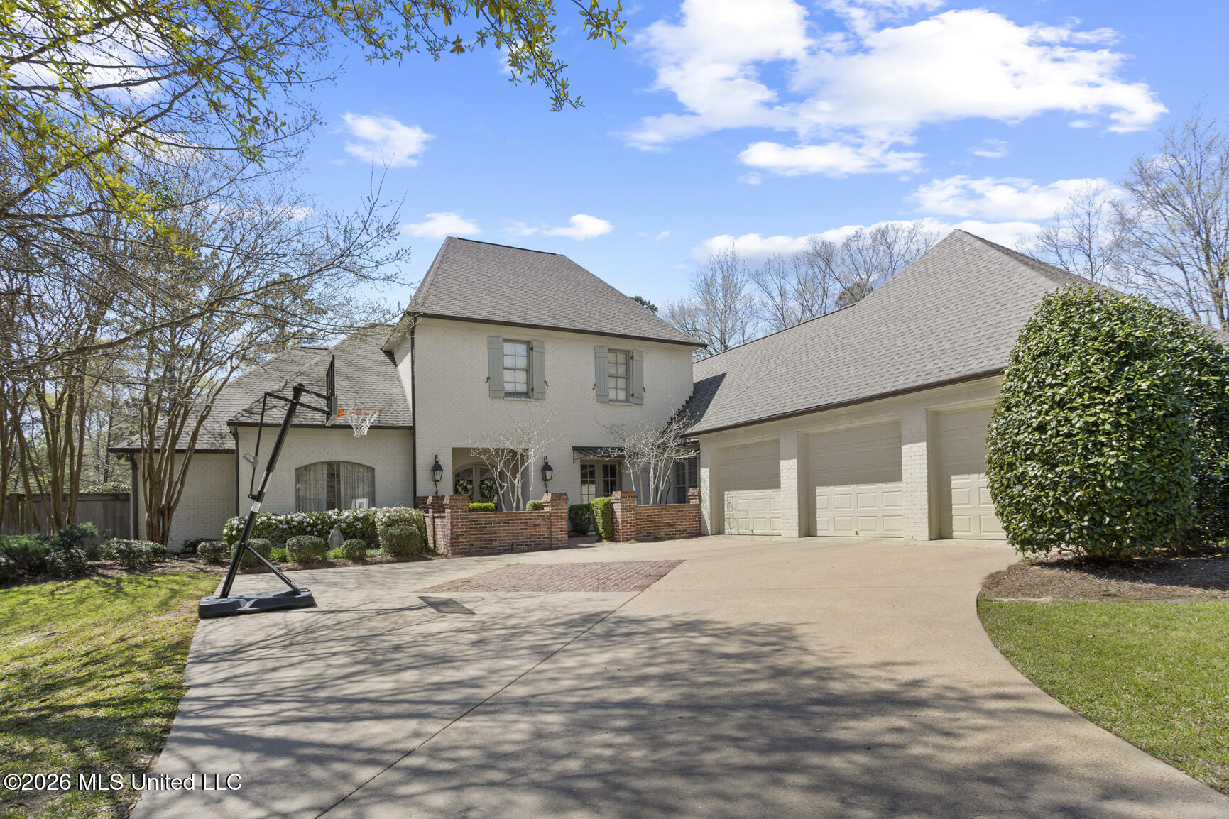 130 Summer Lake Drive Ridgeland, MS 39157 - Photo 3 of 66 130 Summer Lake