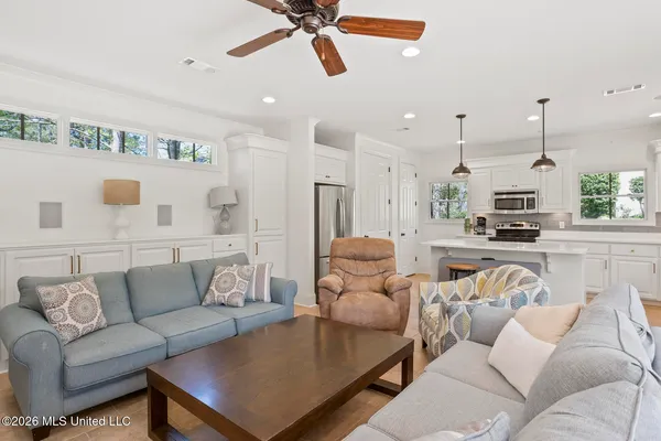 $1,375,000 | 130 Summer Lake Drive, Ridgeland, MS 39157